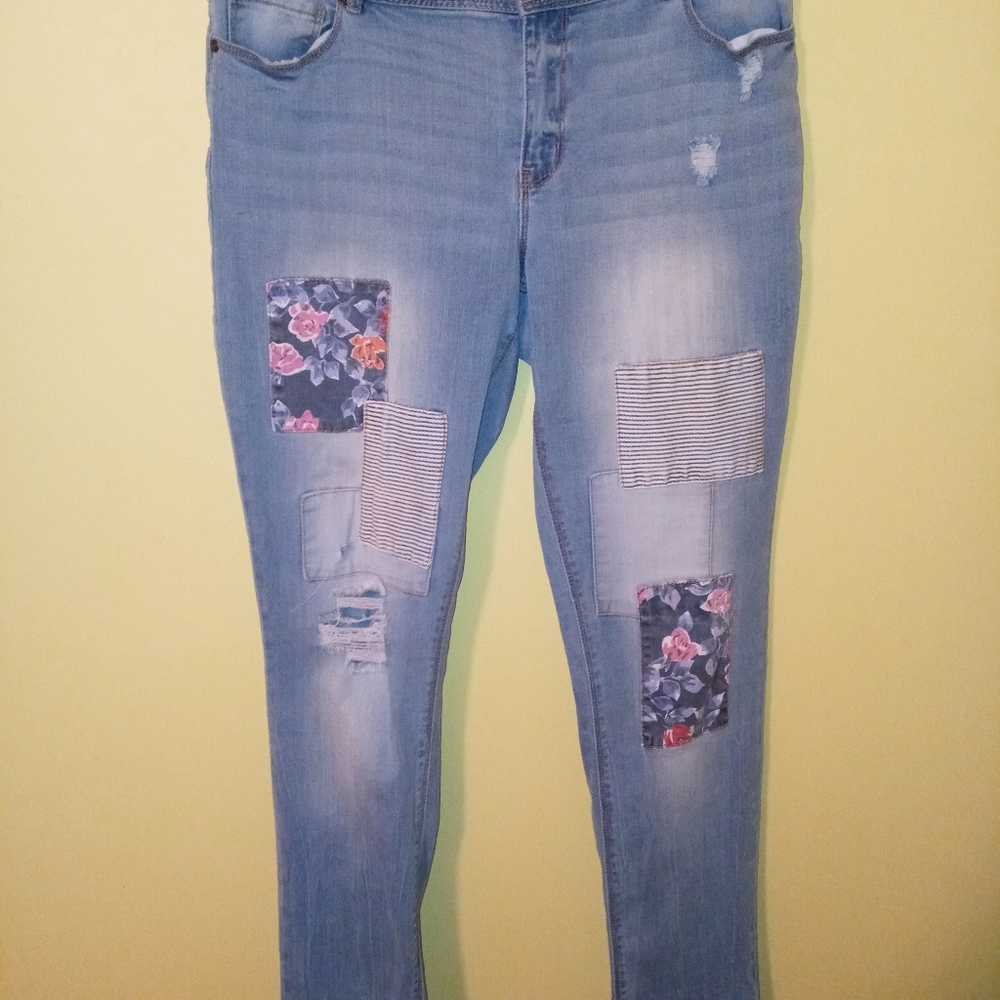 Patched mom jeans